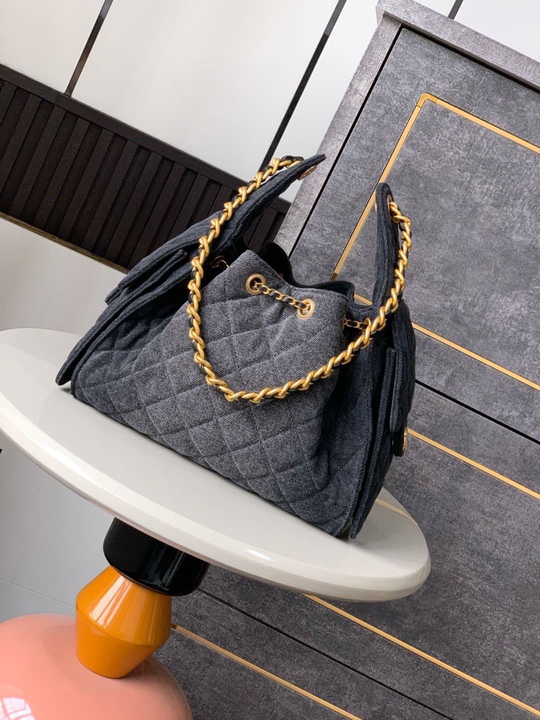 CHANEL 25 Small Handbag