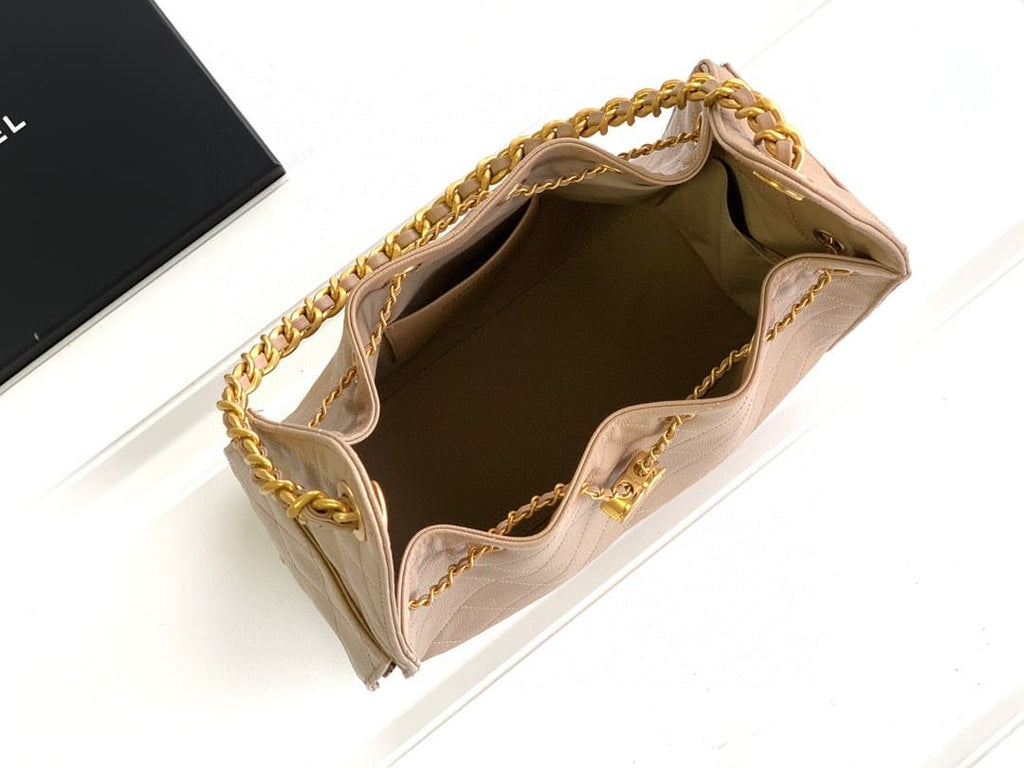 CHANEL 25 Small Handbag