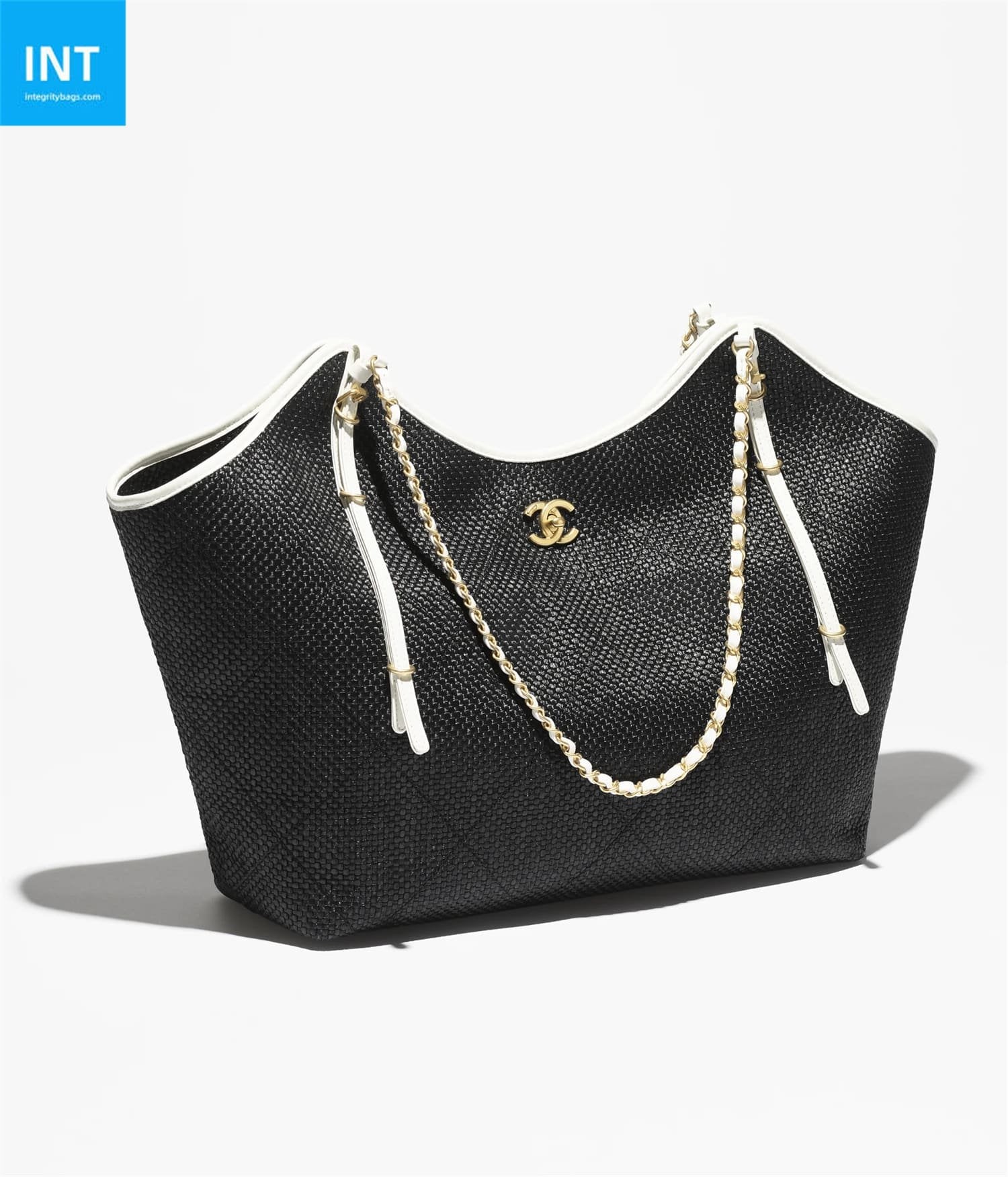 CHANEL Maxi Shopping Bag