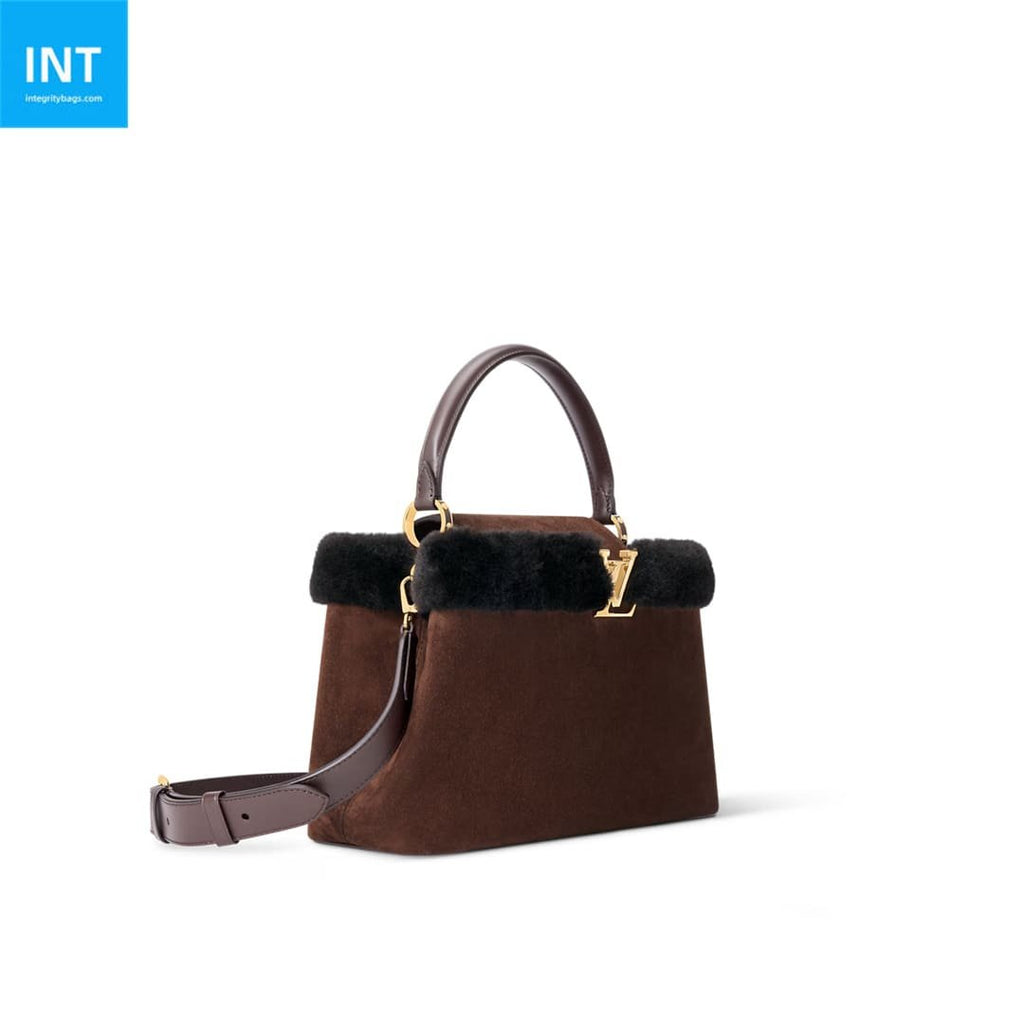 Louis Vuitton M26323 Capucines MM Souple