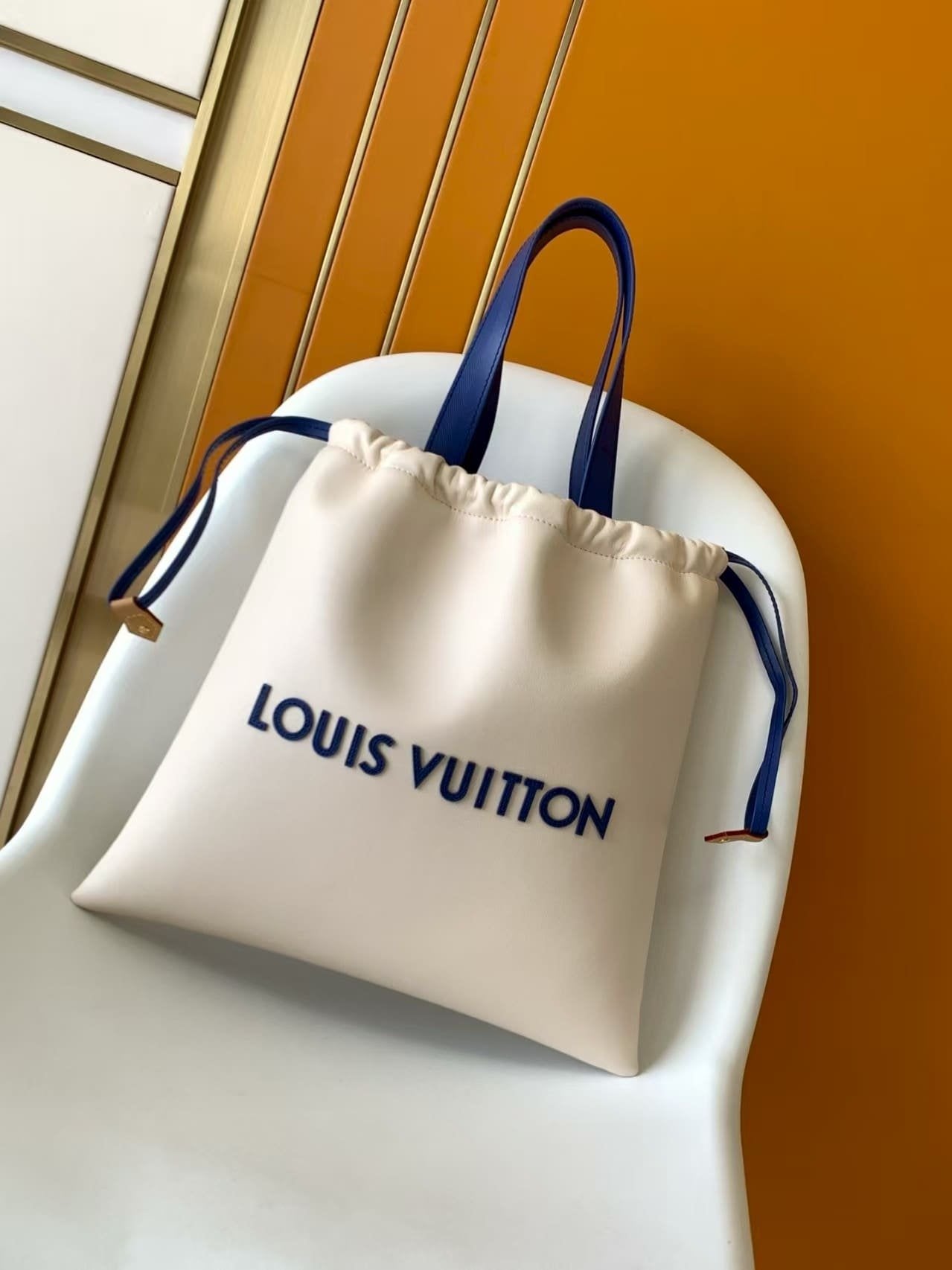 Louis Vuitton M15235 Dust Bag Tote