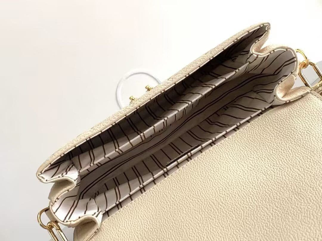 Louis Vuitton M44881 Pochette Métis