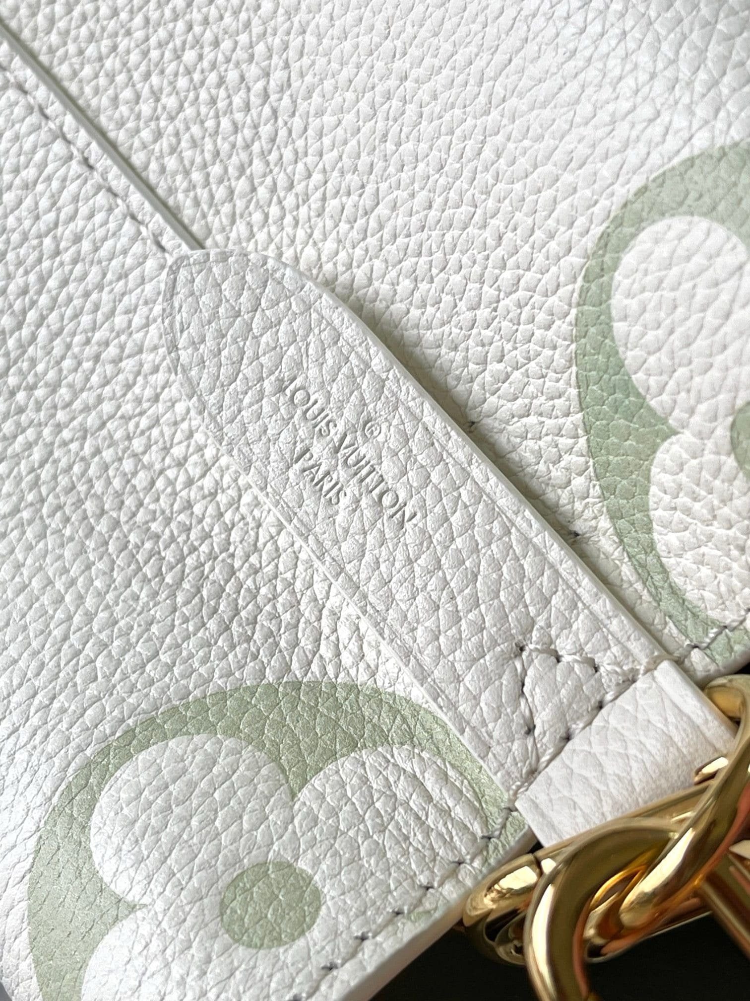 Louis Vuitton M24048 Néonoé BB