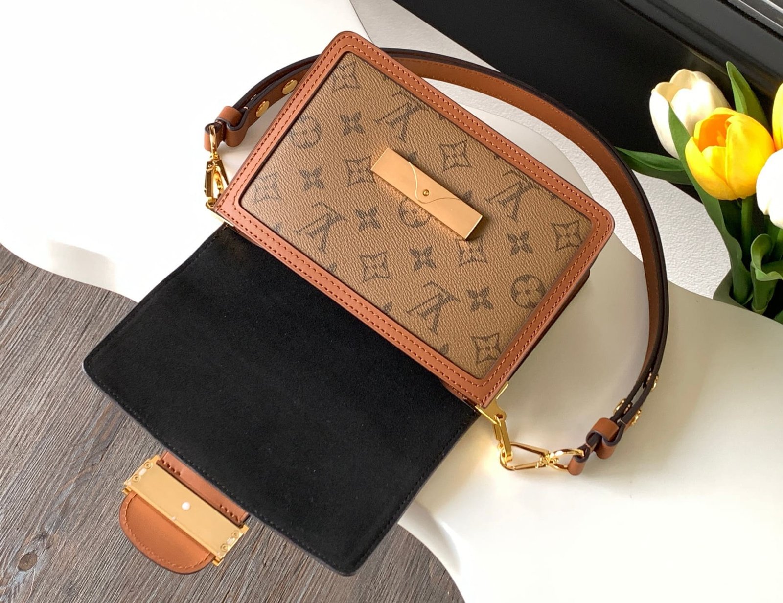 Louis Vuitton M44580 Mini Dauphine