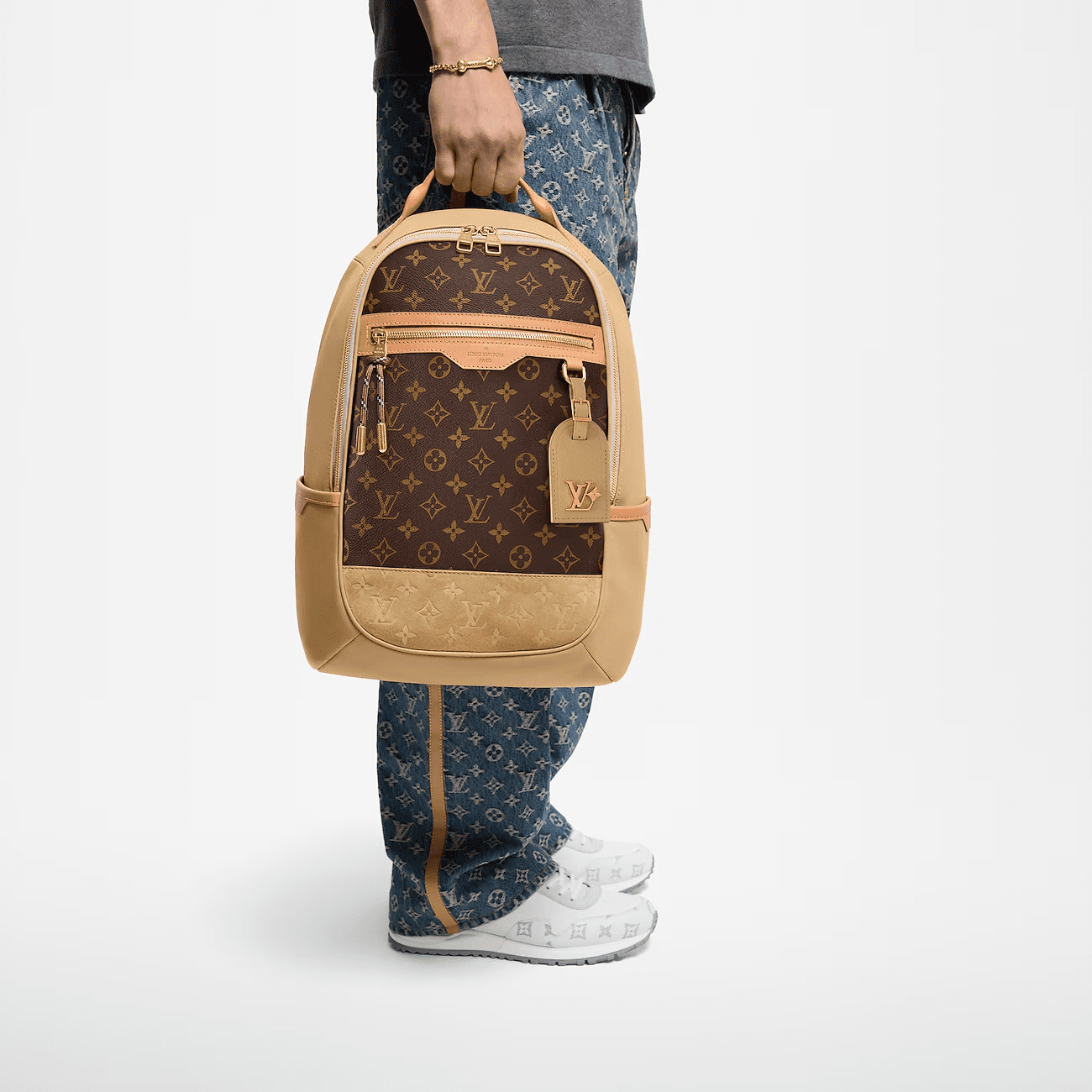 Louis Vuitton M12624 Outdoor Backpack