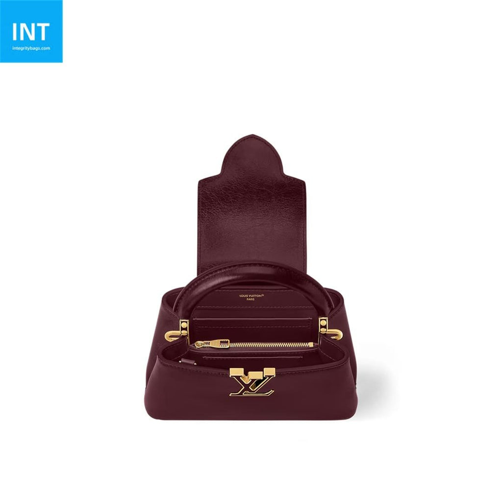 Louis Vuitton M25473 Capucines East-West Mini