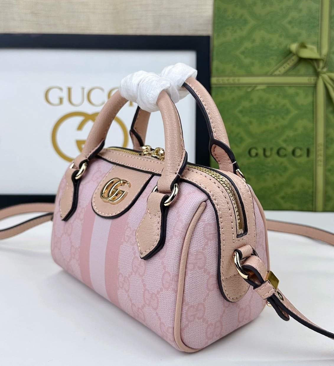 GUCCI Ophidia GG super mini bag
