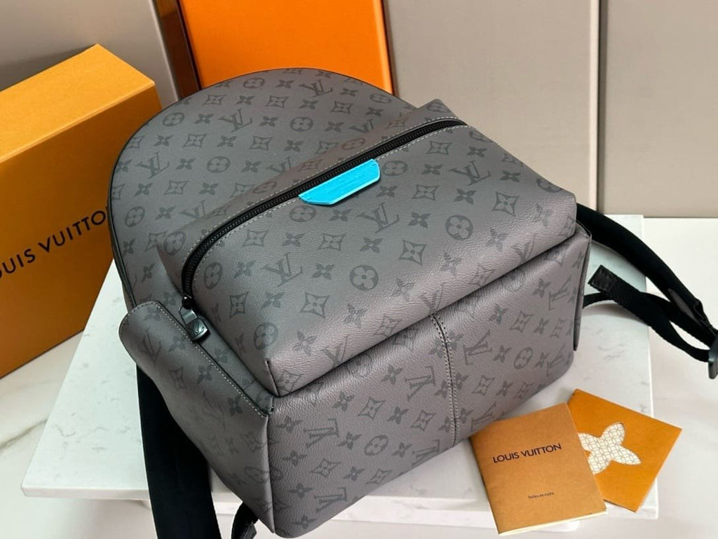 Louis Vuitton M11641 Discovery Backpack PM