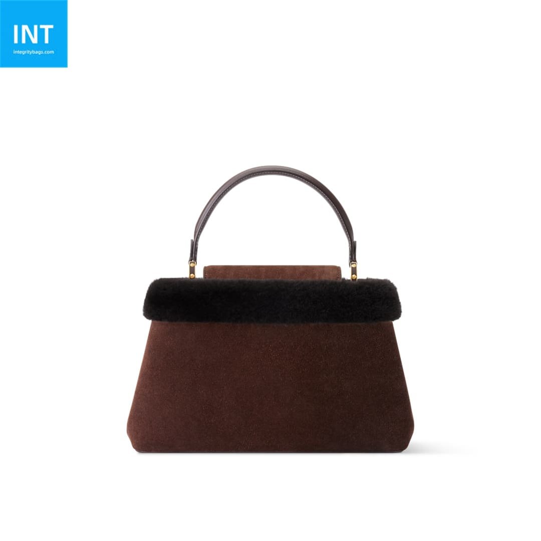 Louis Vuitton M26323 Capucines MM Souple