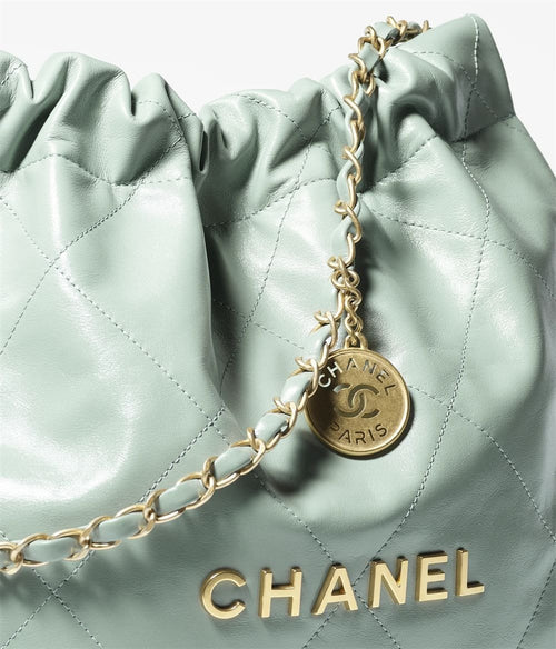 CHANEL 22 Small Handbag