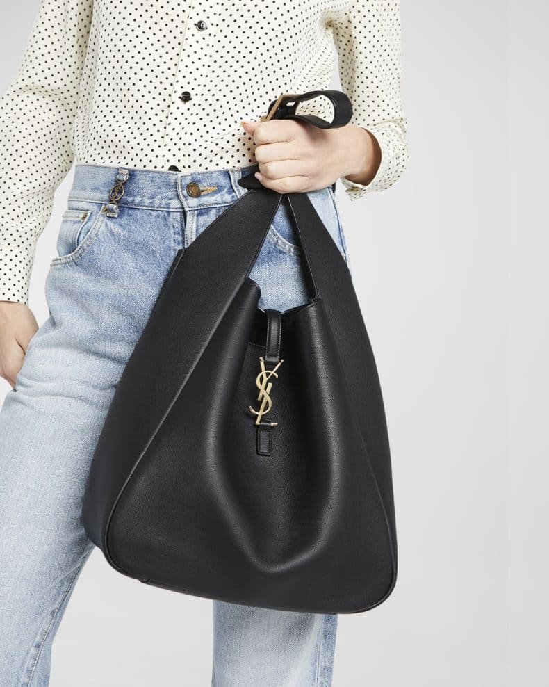 Saint Laurent LE 5 À 7 SUPPLE SMALL IN GRAINED LEATHER