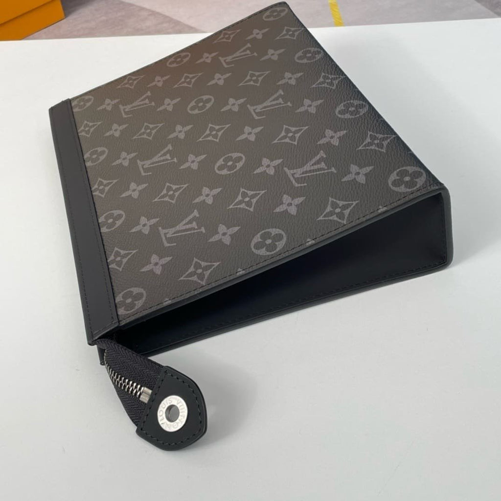 Louis Vuitton M61692 Pochette Voyage MM