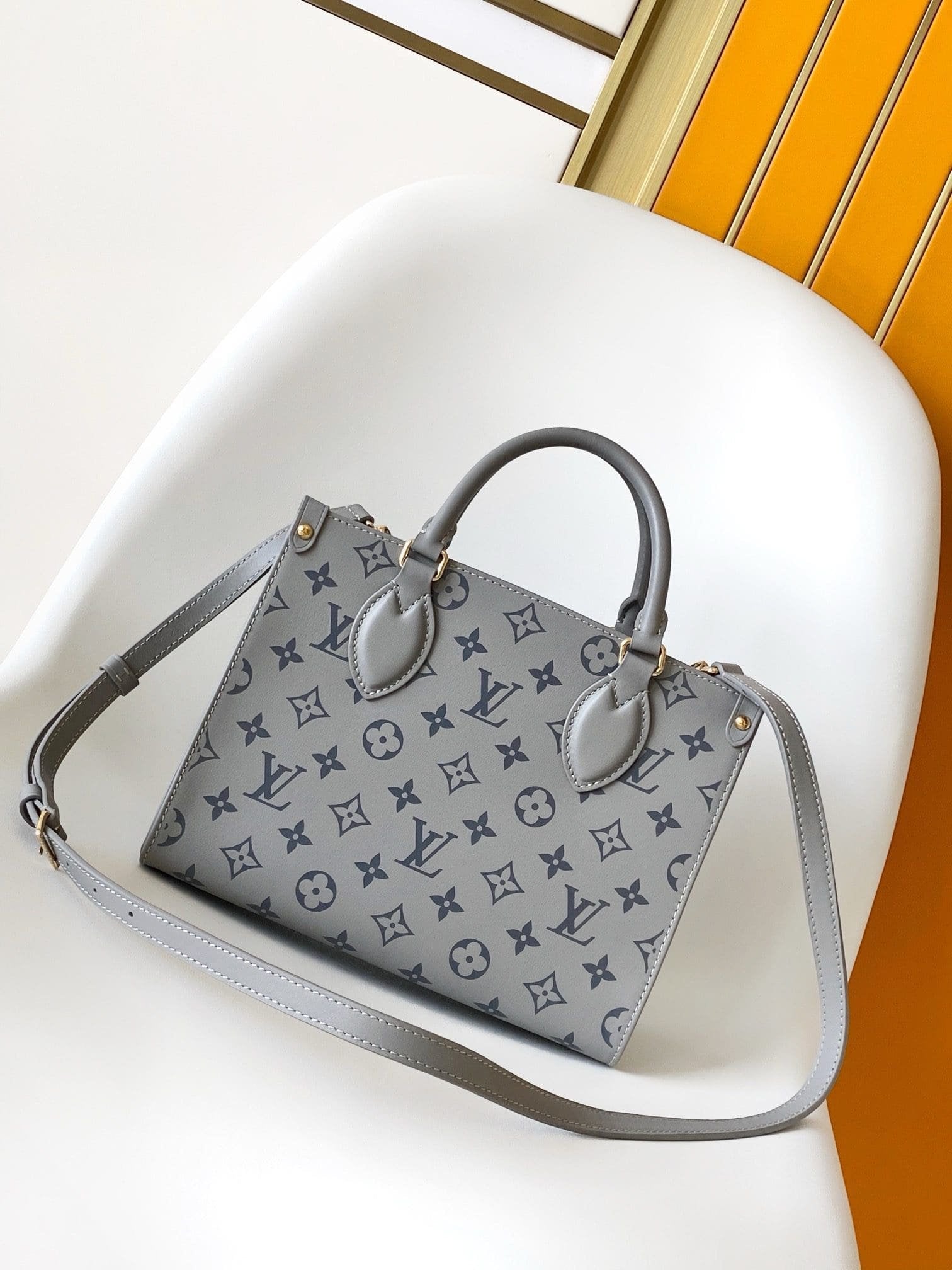 Louis Vuitton M12465 OnTheGo PM
