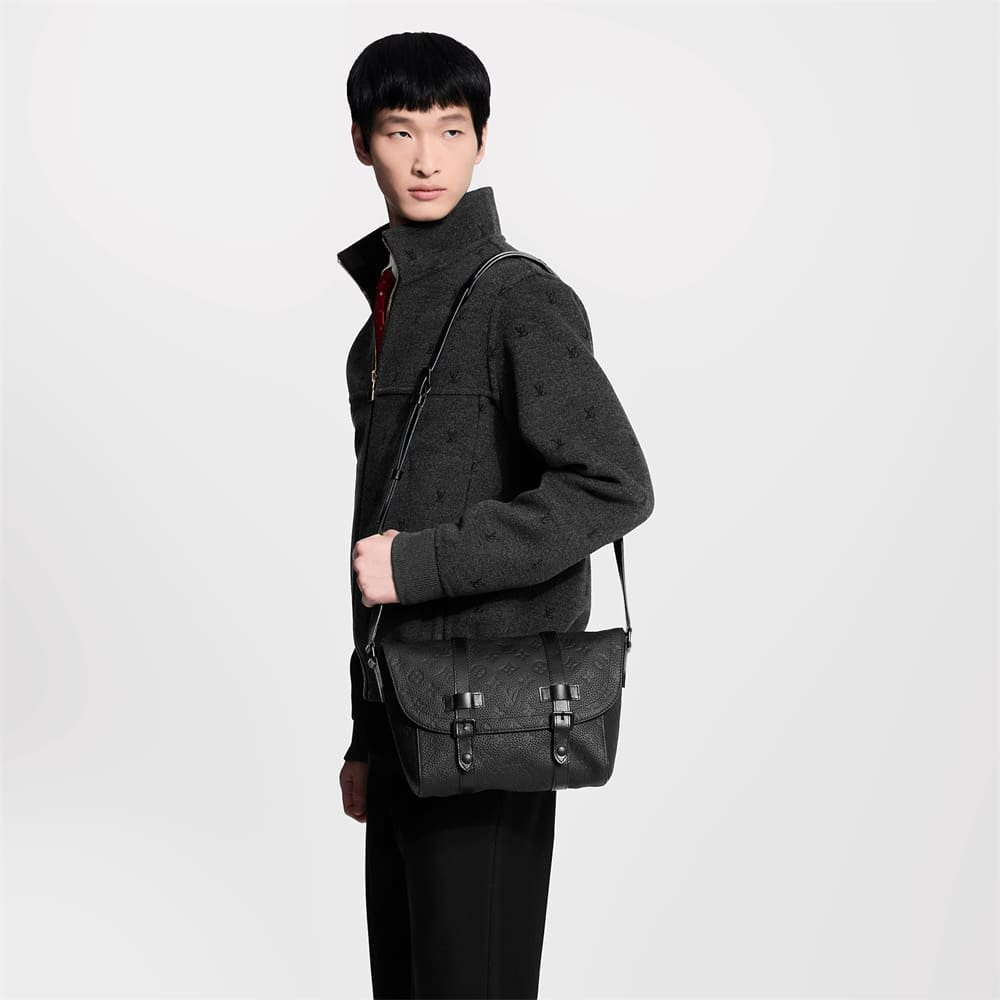 Louis Vuitton M28324 Christopher Messenger