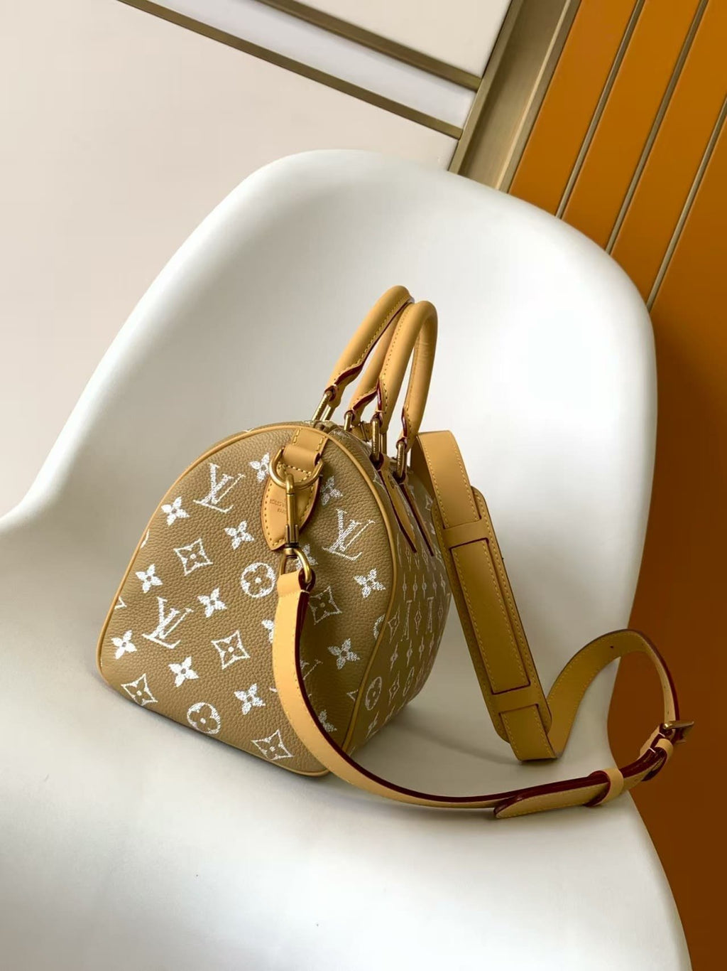Louis Vuitton M26305 Speedy P9 Bandoulière 25