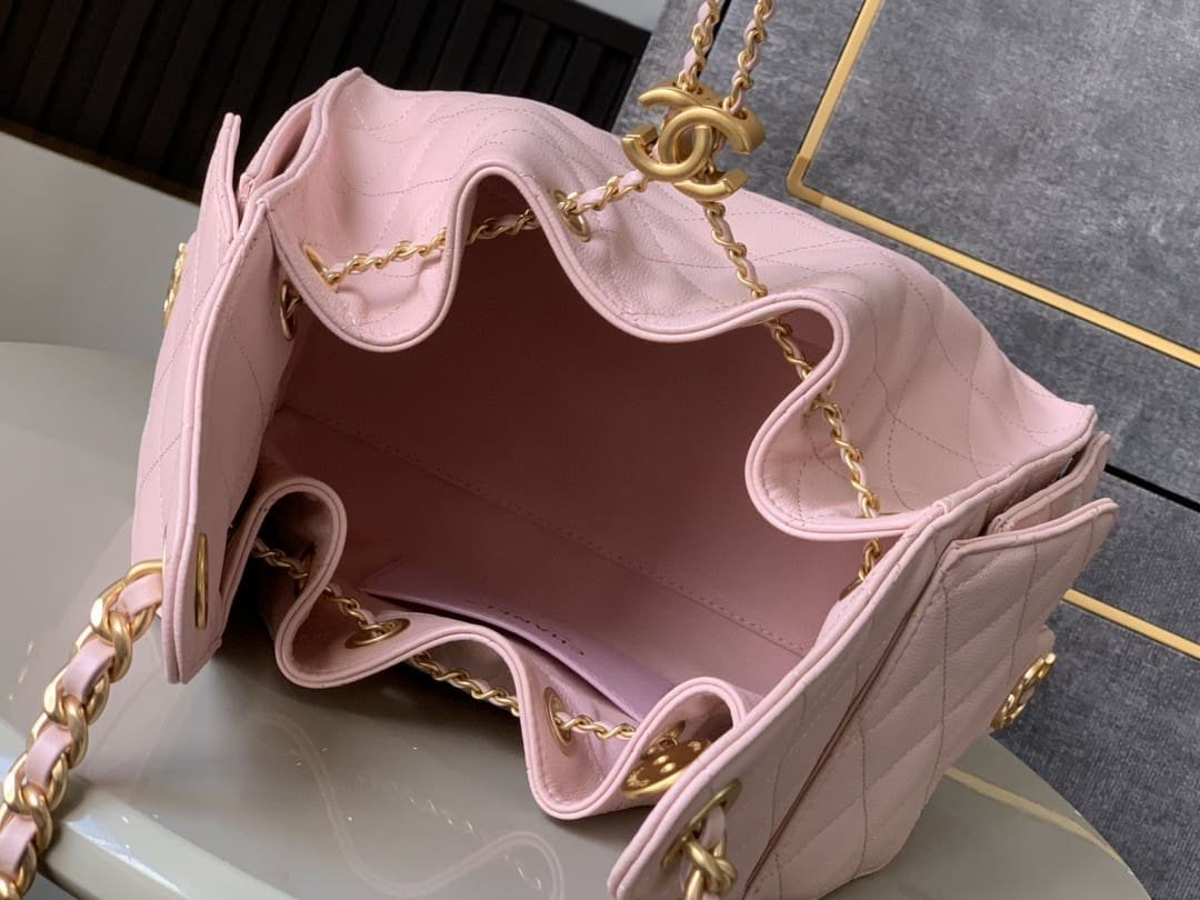 CHANEL 25 Small Handbag