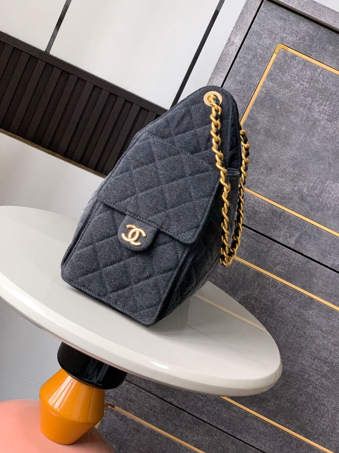 CHANEL 25 Small Handbag