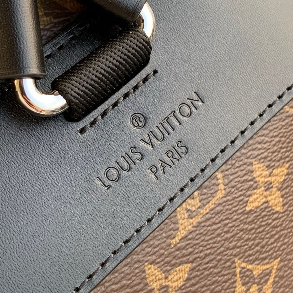 Louis Vuitton M43735 Christopher MM