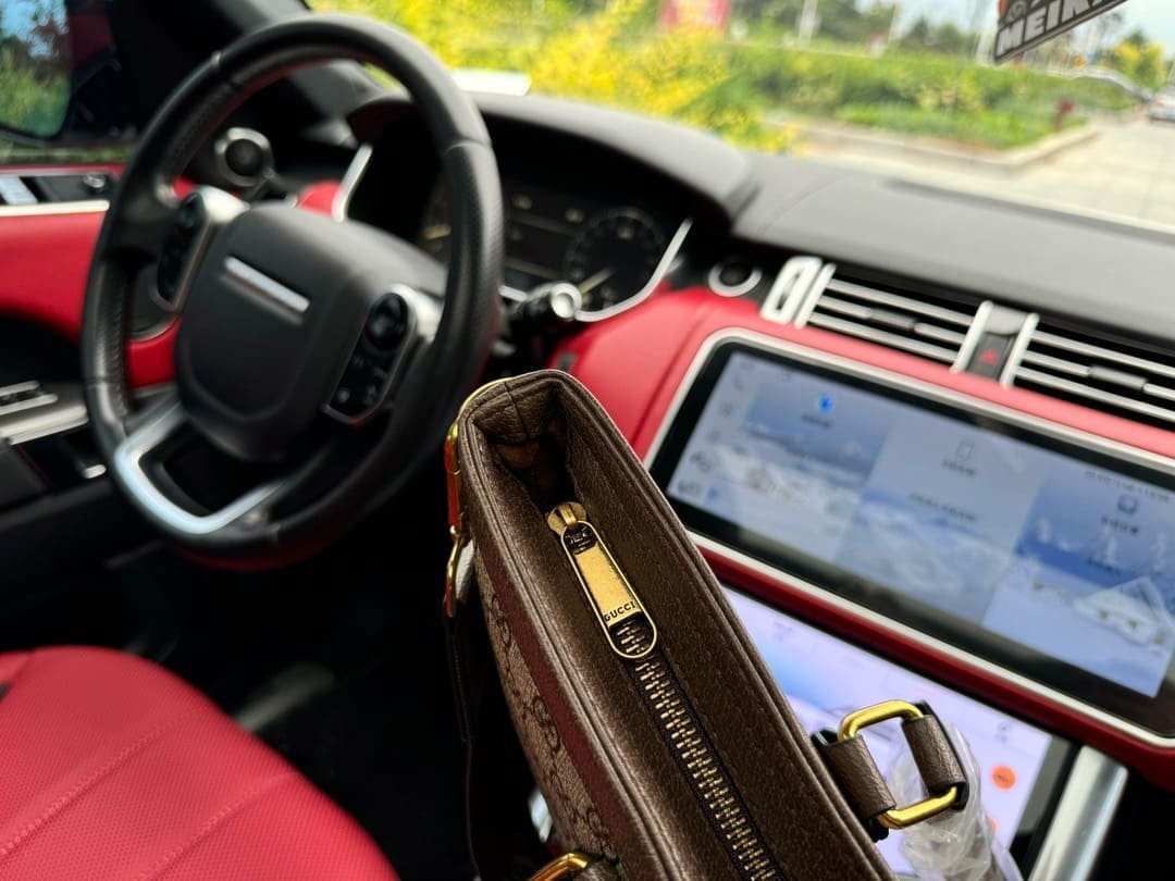 GUCCI briefcase