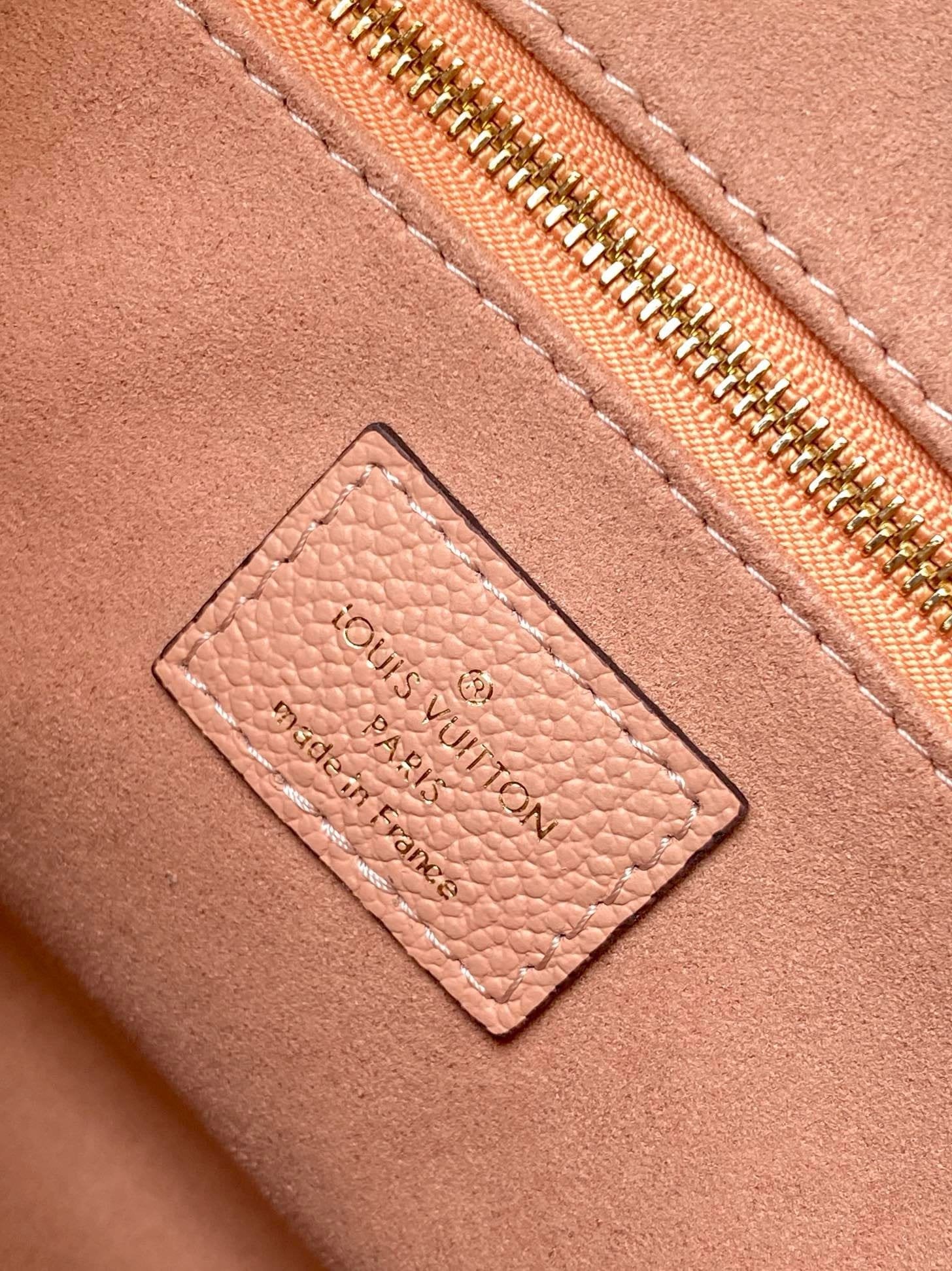 Louis Vuitton M12513 OnTheGo PM