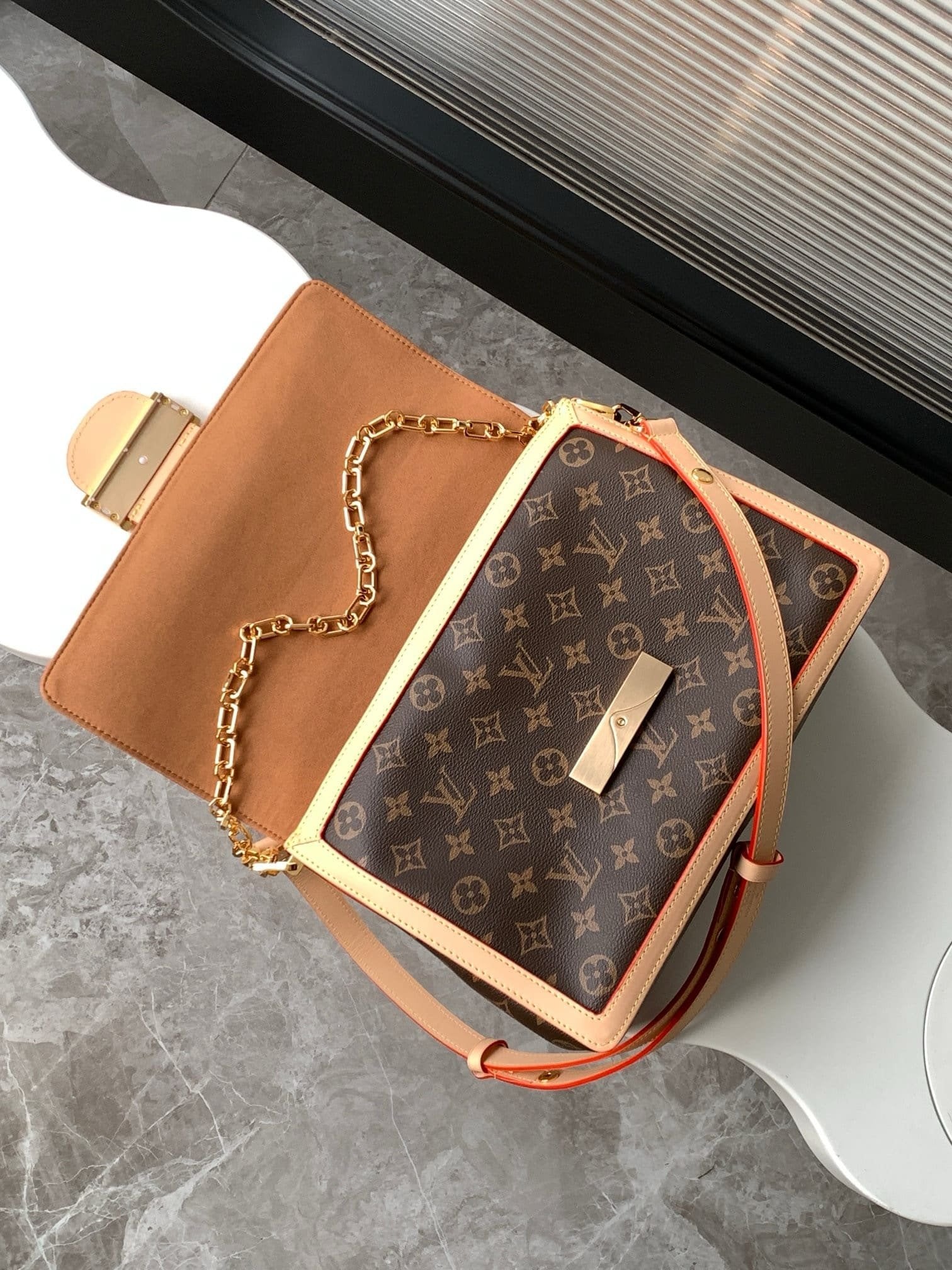 Louis Vuitton M47149 Dauphine Soft GM