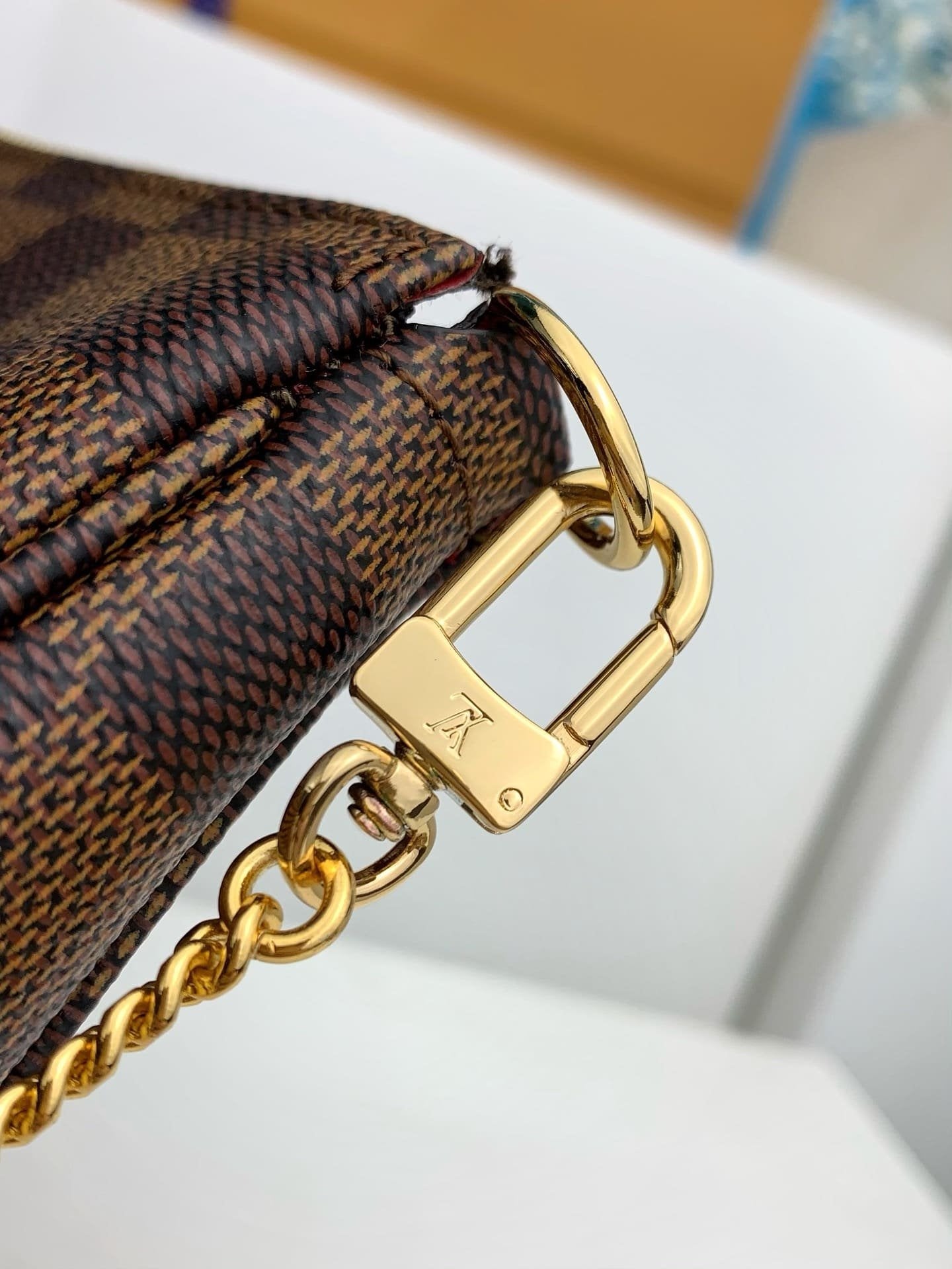 Louis Vuitton N58009 Mini Pochette Accessoires