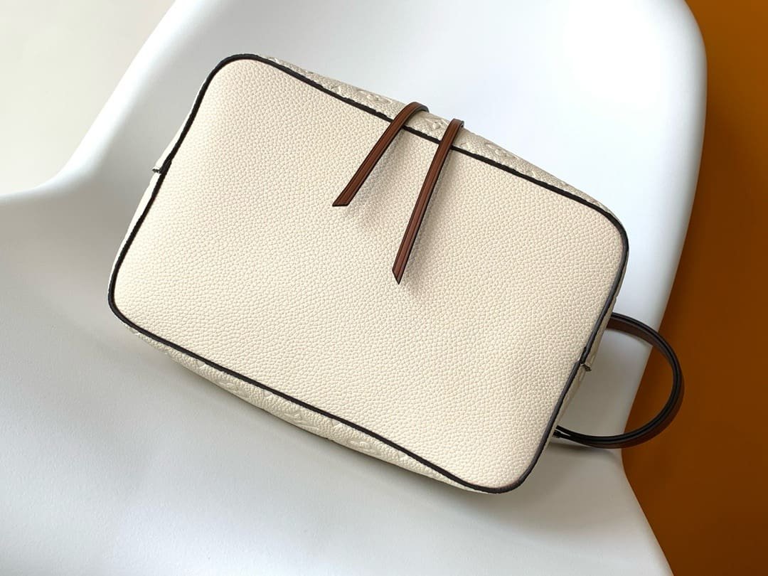 Louis Vuitton M45307 Néonoé MM