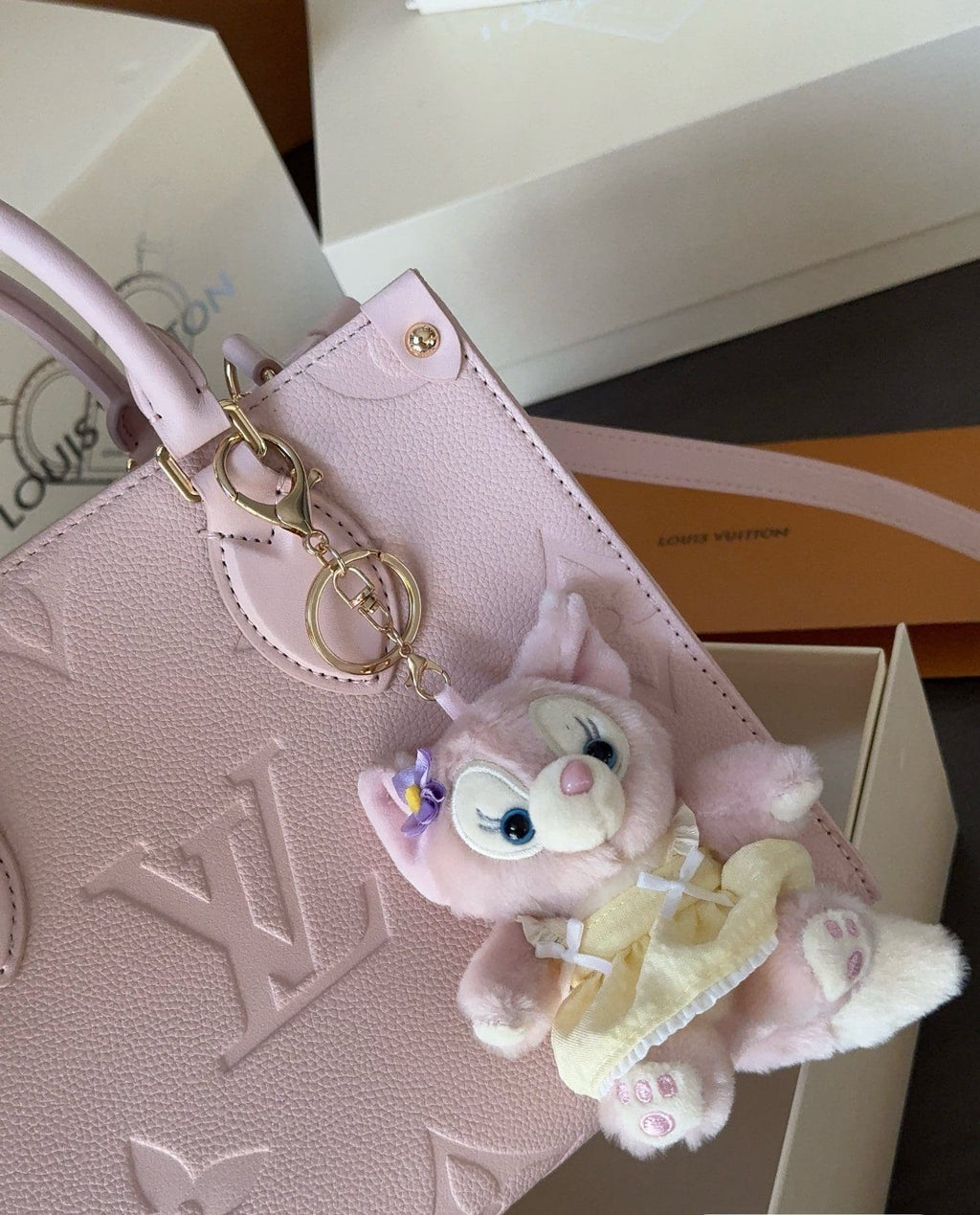 Louis Vuitton M47135 OnTheGo PM