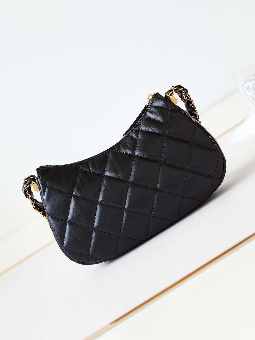 Chanel AS4422 23K Hobo bag