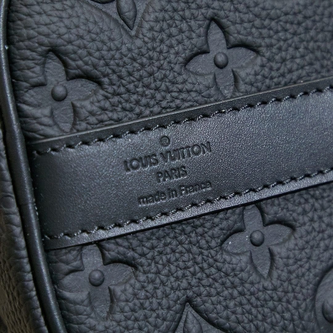 Louis Vuitton M20900 Keepall Bandoulière 25