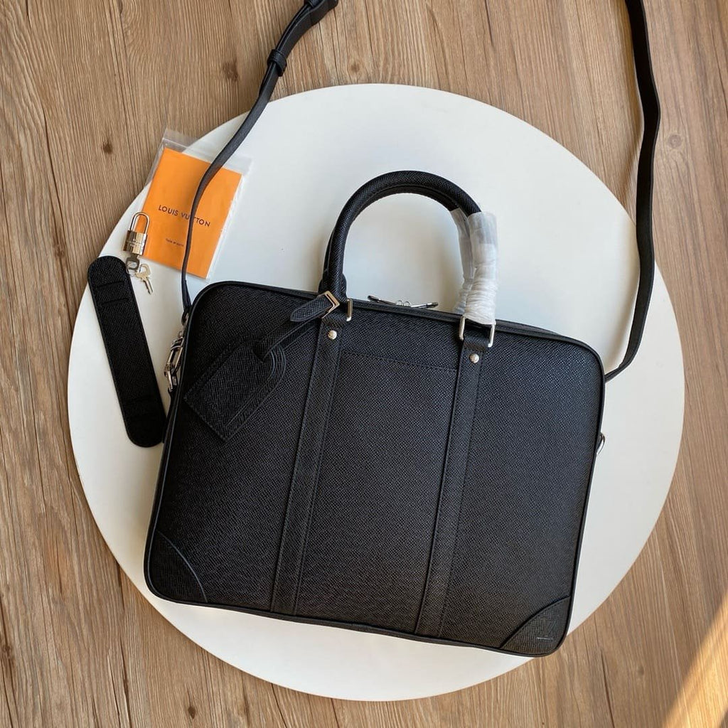 Louis Vuitton M30925 Porte-Documents Voyage PM