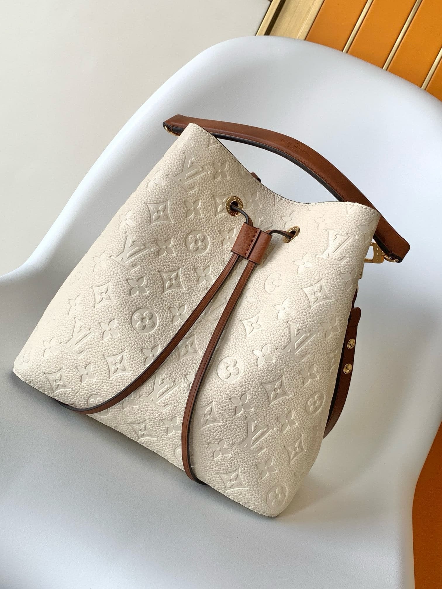 Louis Vuitton M45307 Néonoé MM