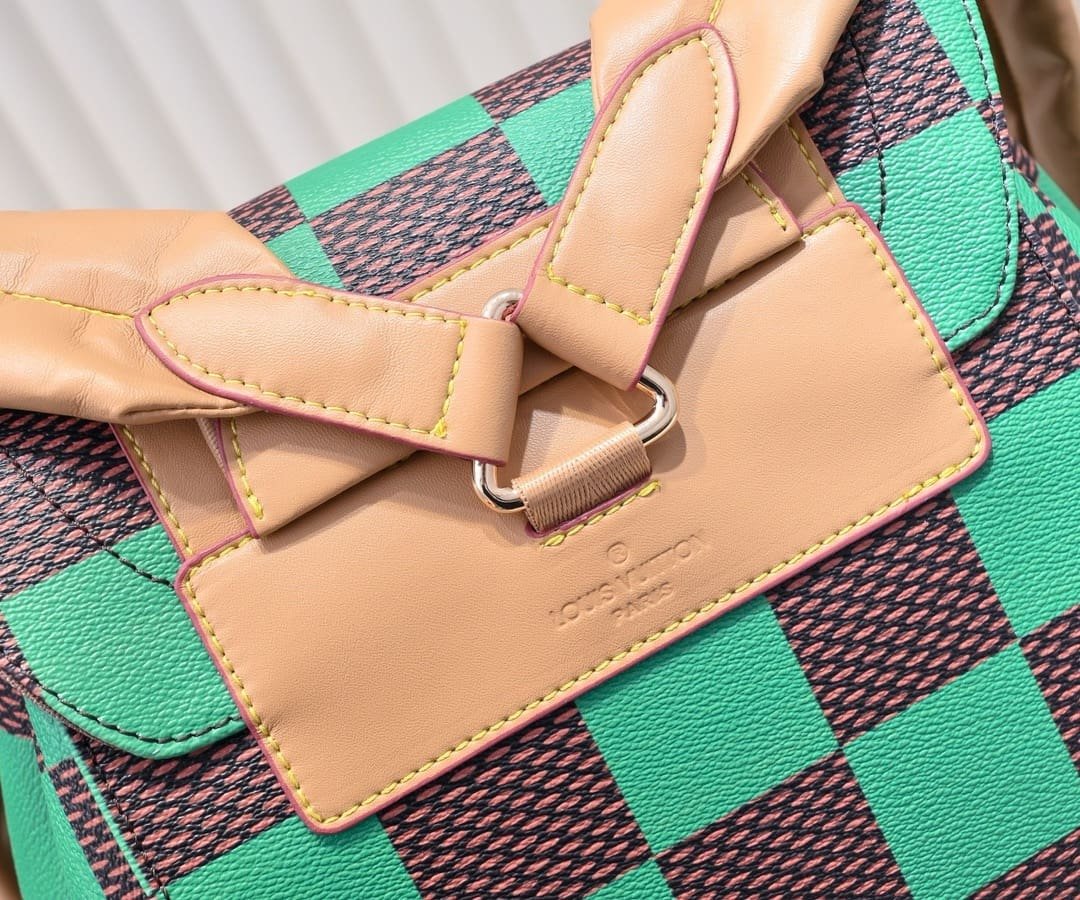 Louis Vuitton N40564 Christopher MM