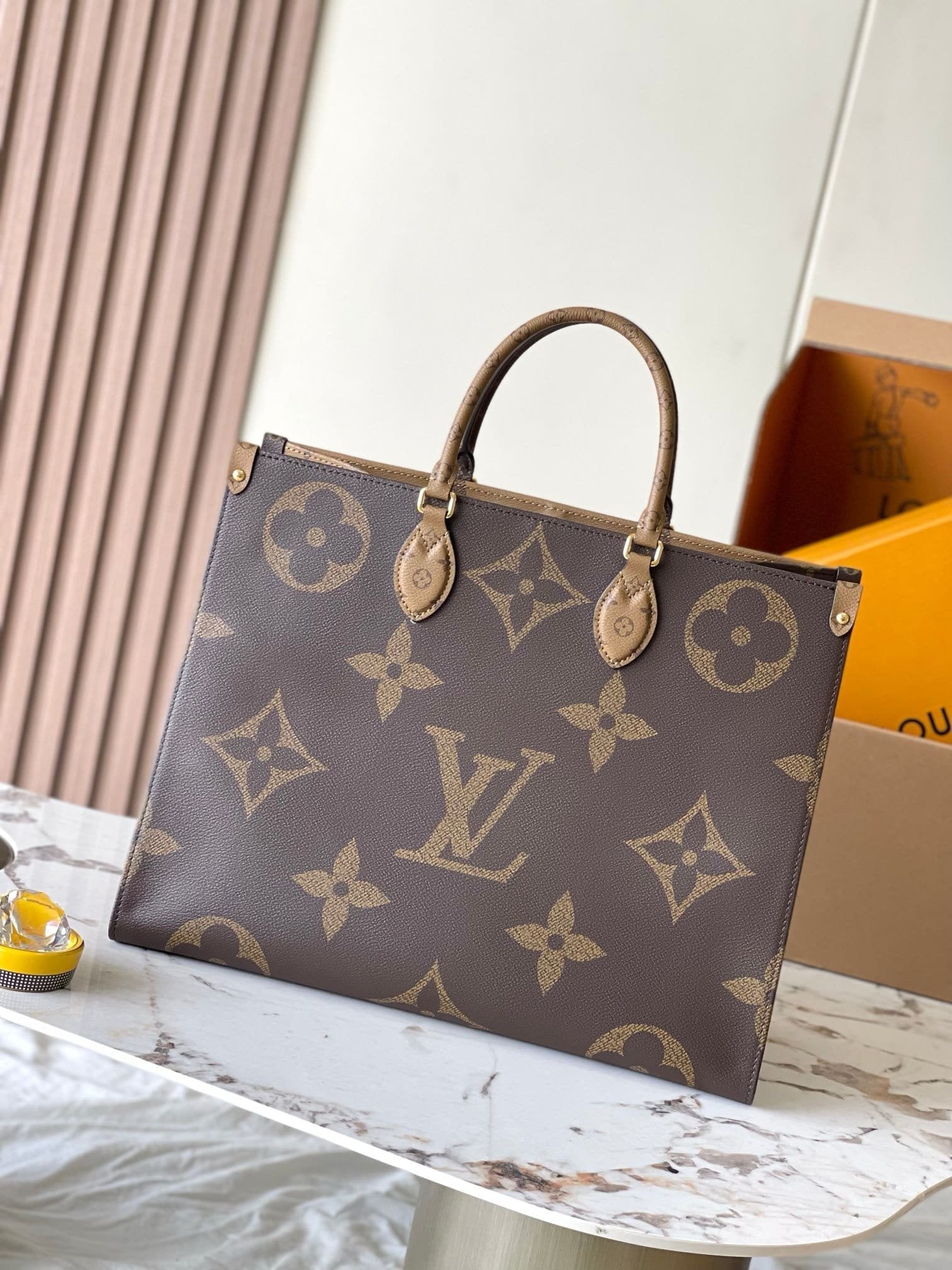 Louis Vuitton ONTHEGO GM M45320