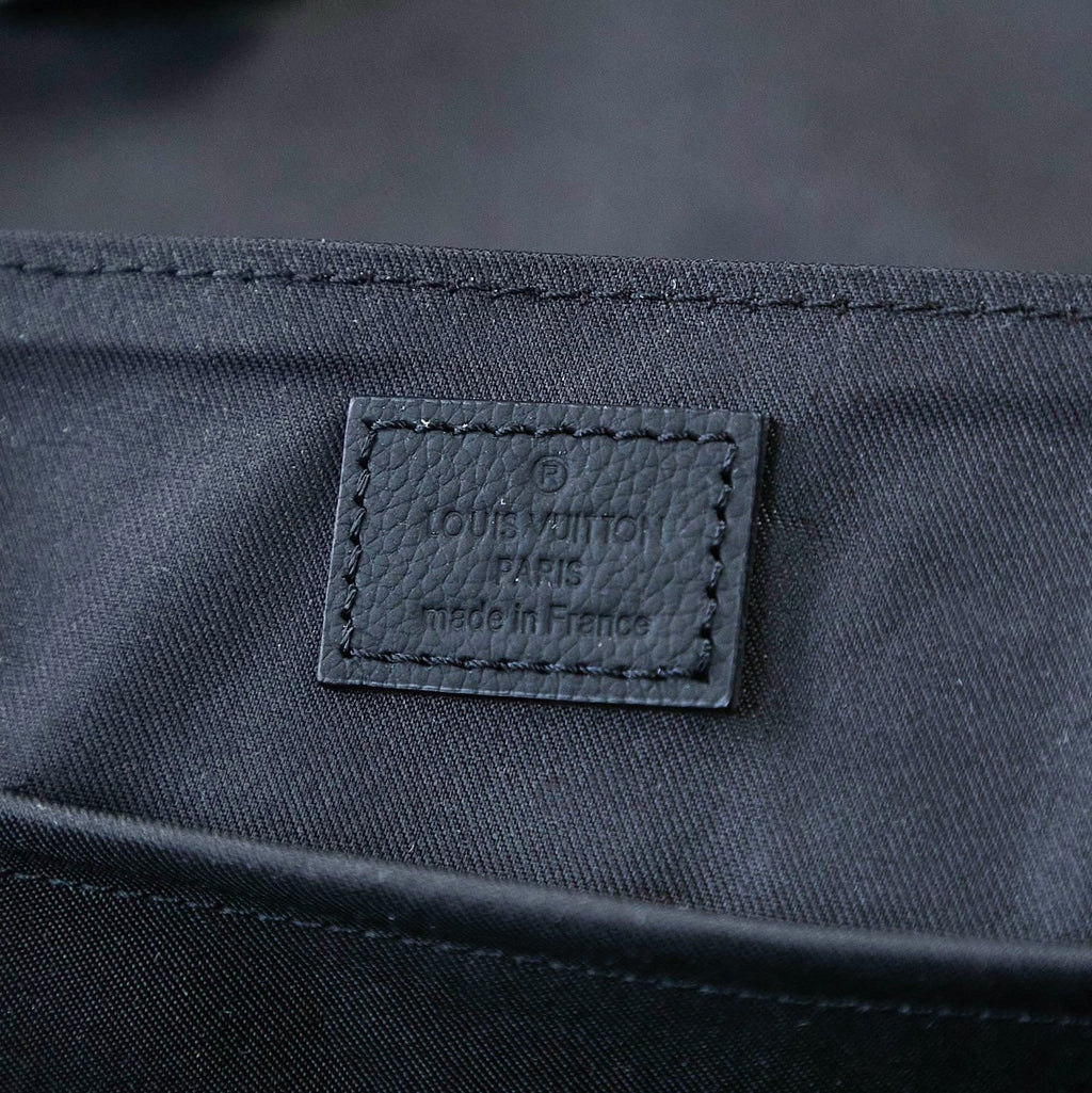 Louis Vuitton M25121 Messenger Voyager PM