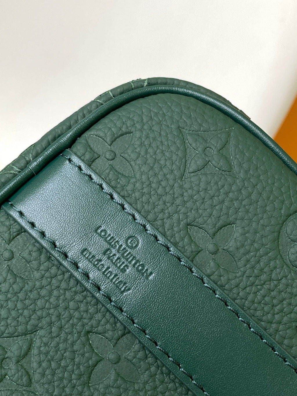 Louis Vuitton M24432 Keepall Bandoulière 25