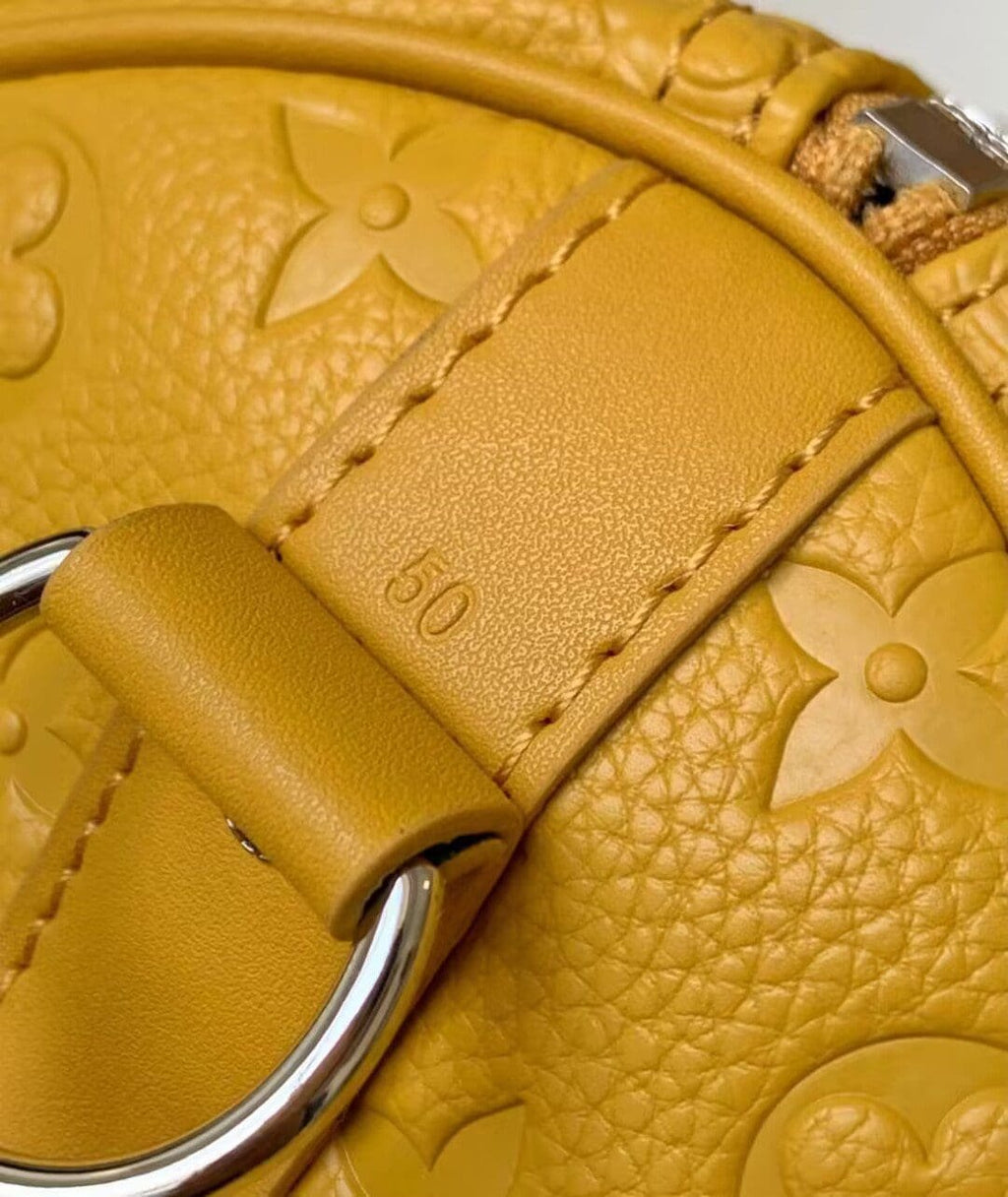 Louis Vuitton M23748 Keepall Bandoulière 50