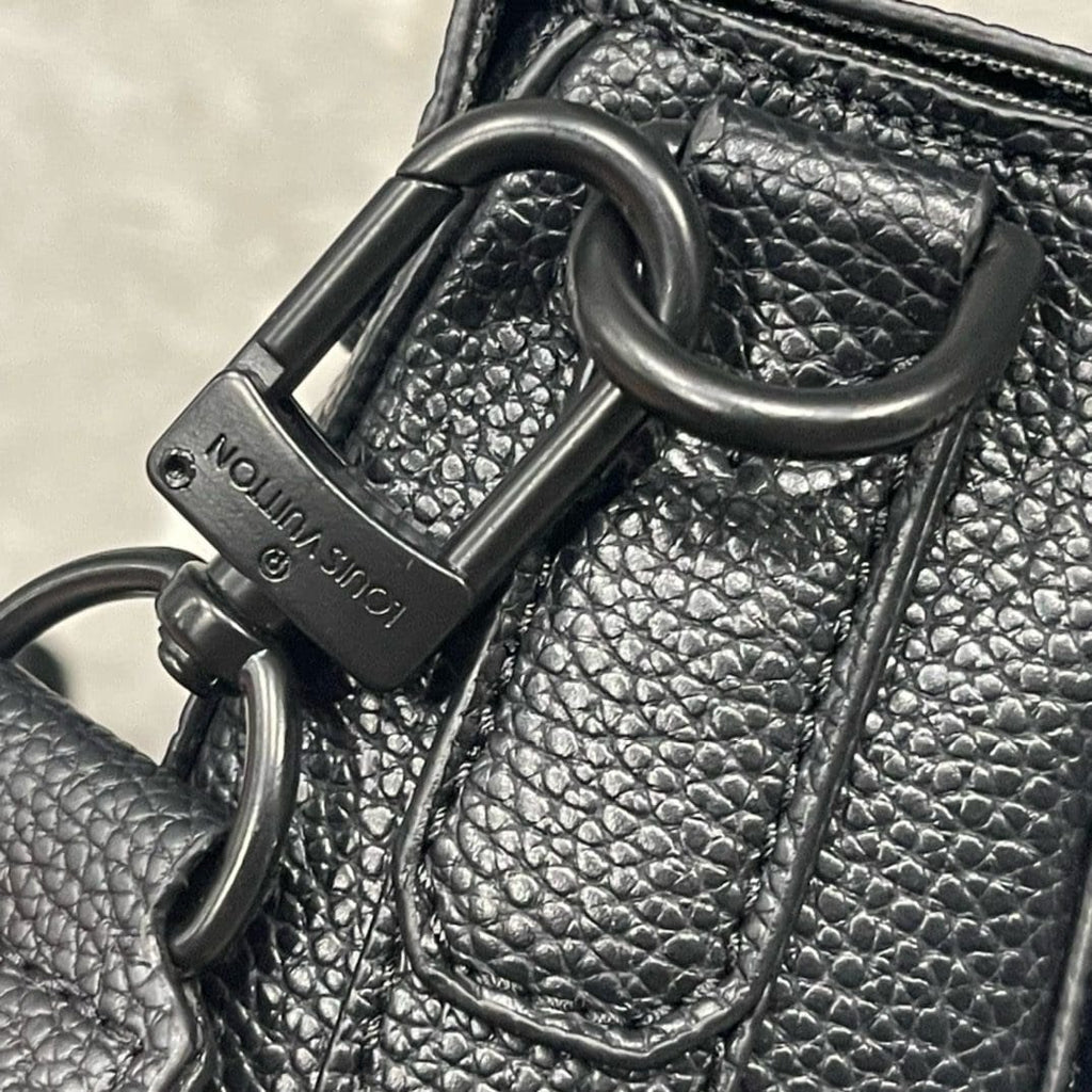Louis Vuitton M24769 TAKEOFF Small Messenger Bag