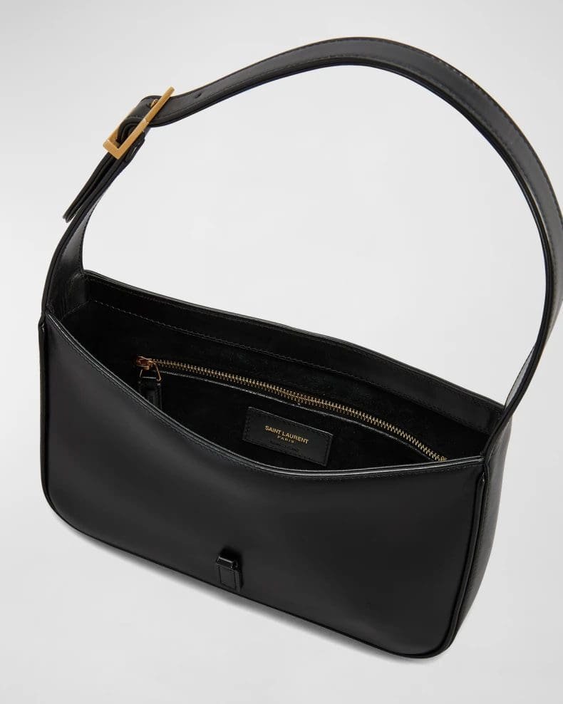 SAINT LAURENT LE 5 À 7 IN SMOOTH LEATHER