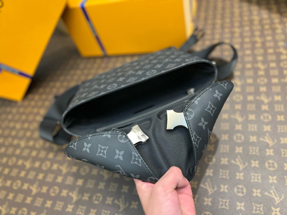 Louis Vuitton Messenger PM Voyager M40511