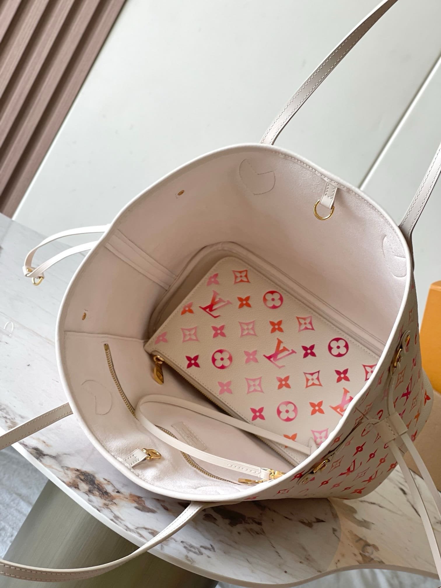 Louis Vuitton M47080 Neverfull MM