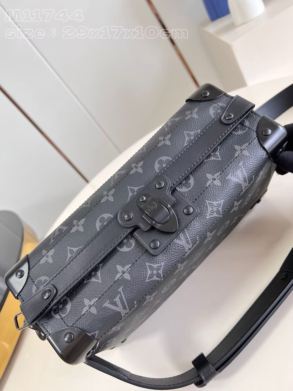 Louis Vuitton M11744 Soul Trunk East West