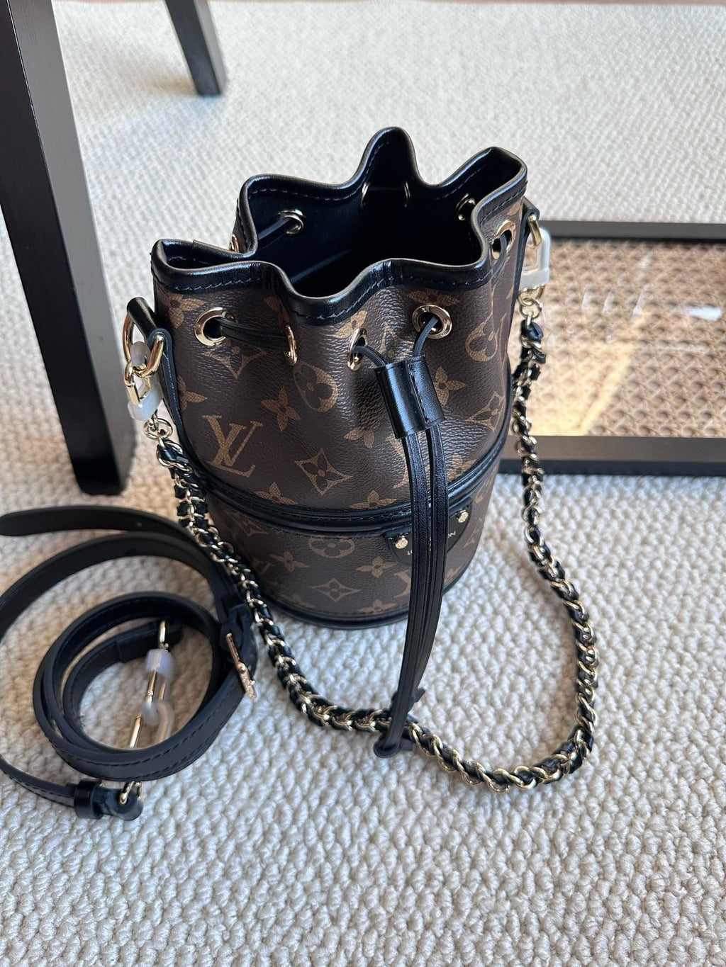 Louis Vuitton M83480 Canoé