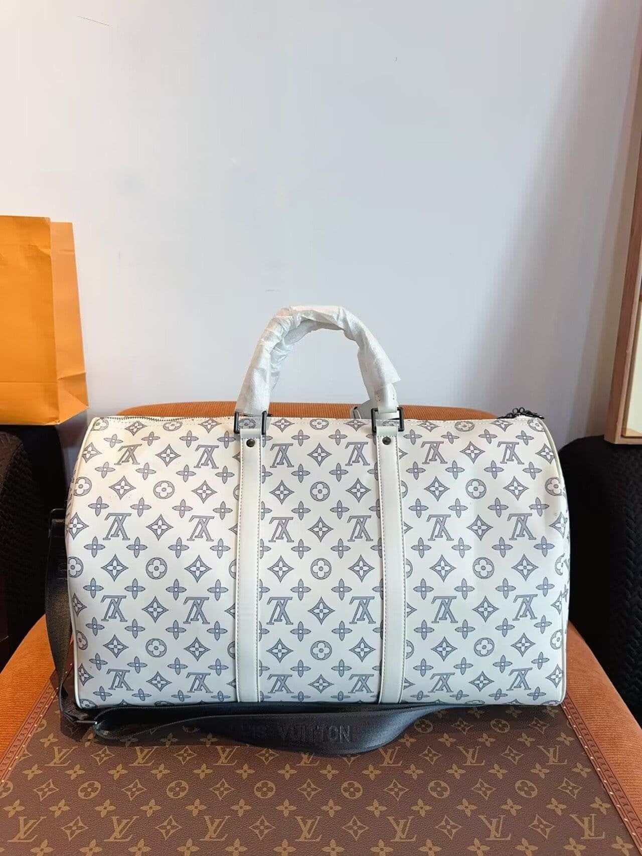 Louis Vuitton M24954 Keepall Bandoulière 50