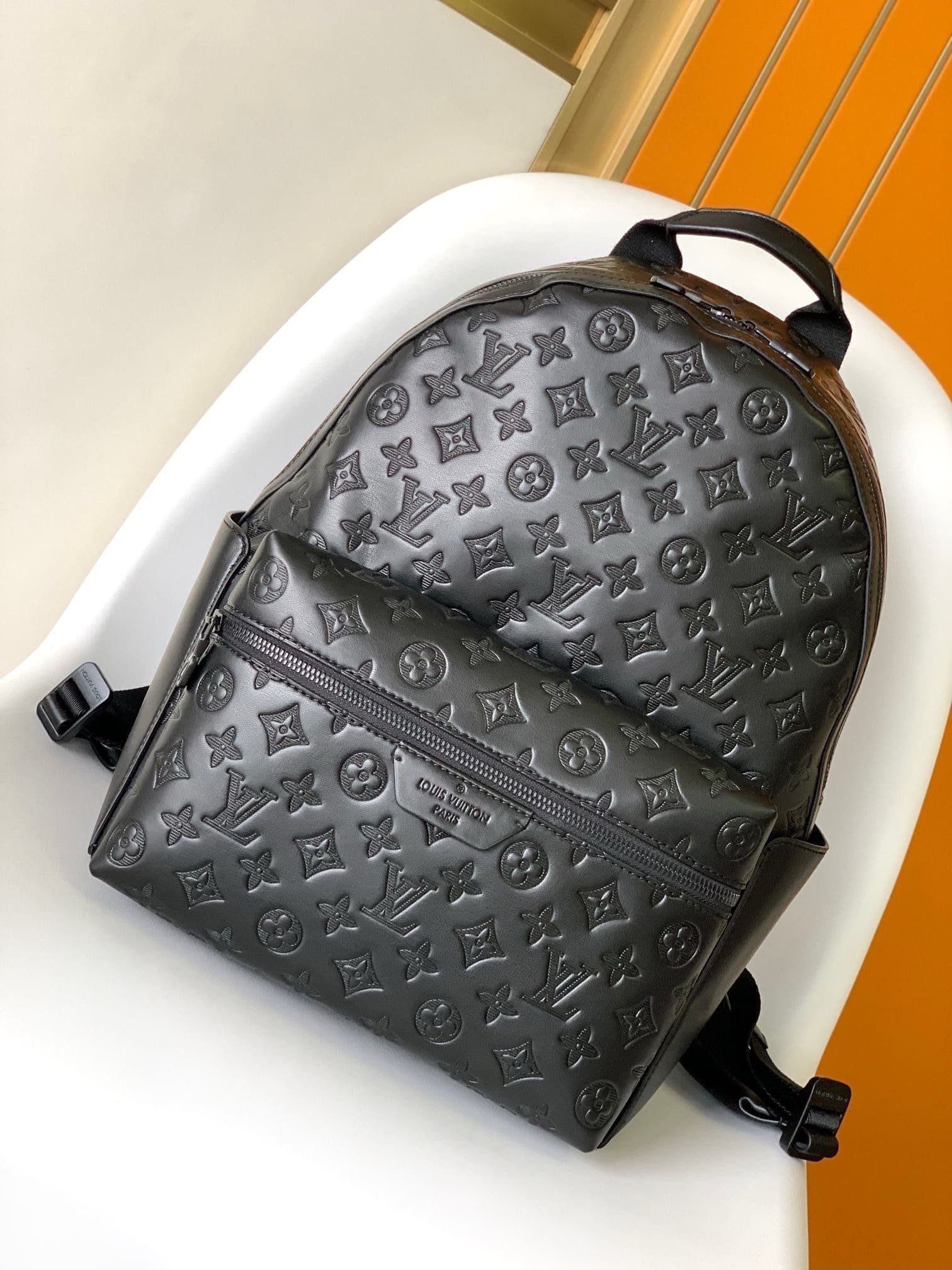Louis Vuitton M46553 Discovery Backpack