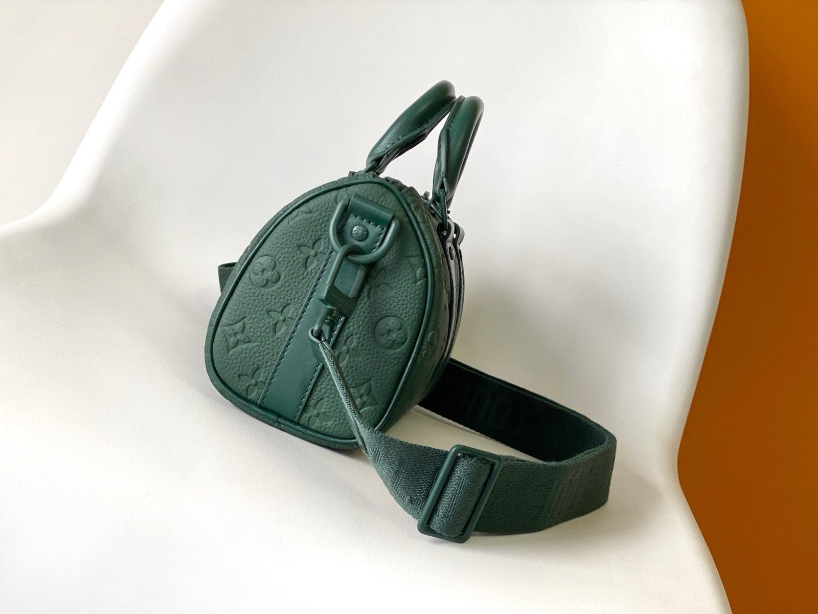 Louis Vuitton M24432 Keepall Bandoulière 25