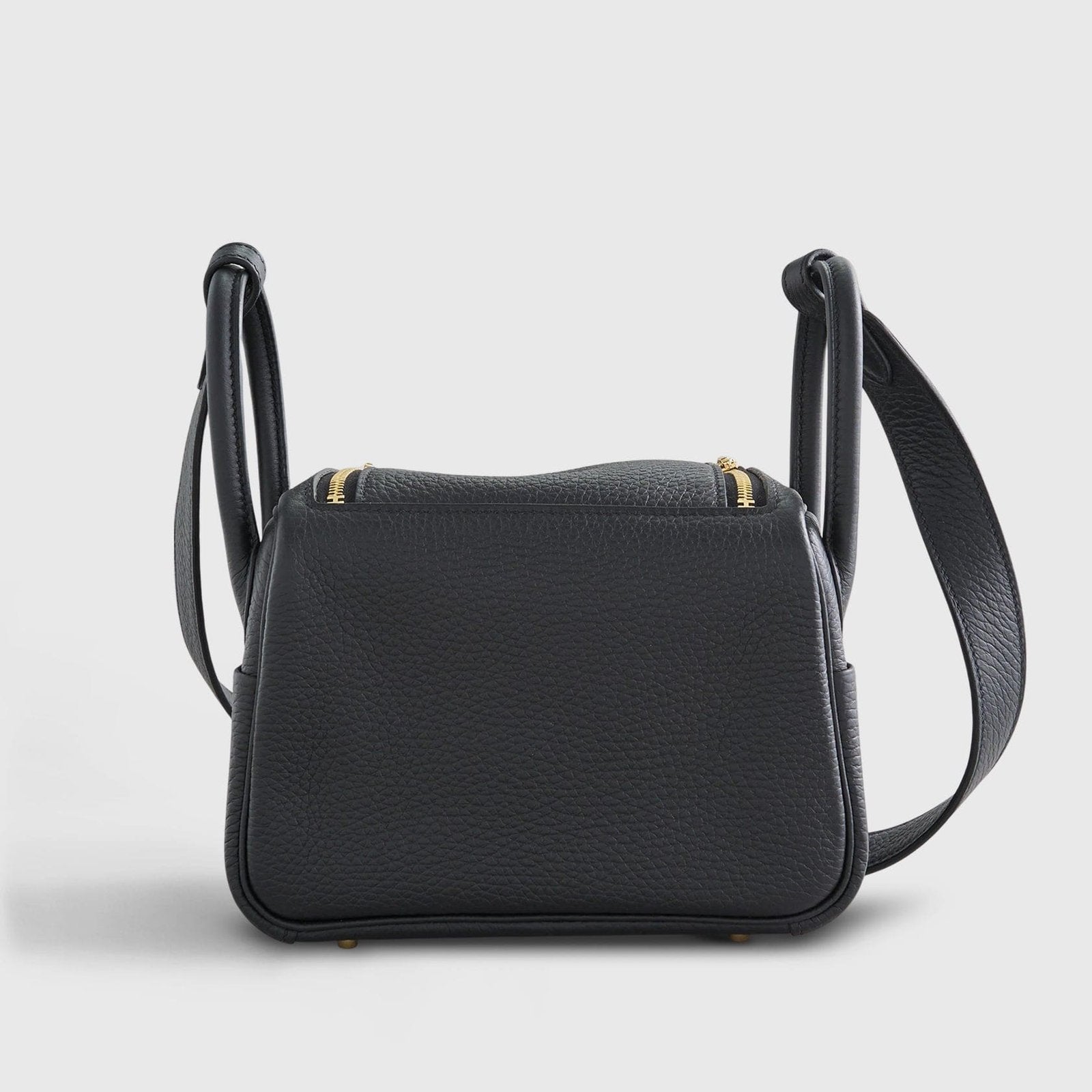 Hermès Lindy 20 Clemence Black Gold Hardware