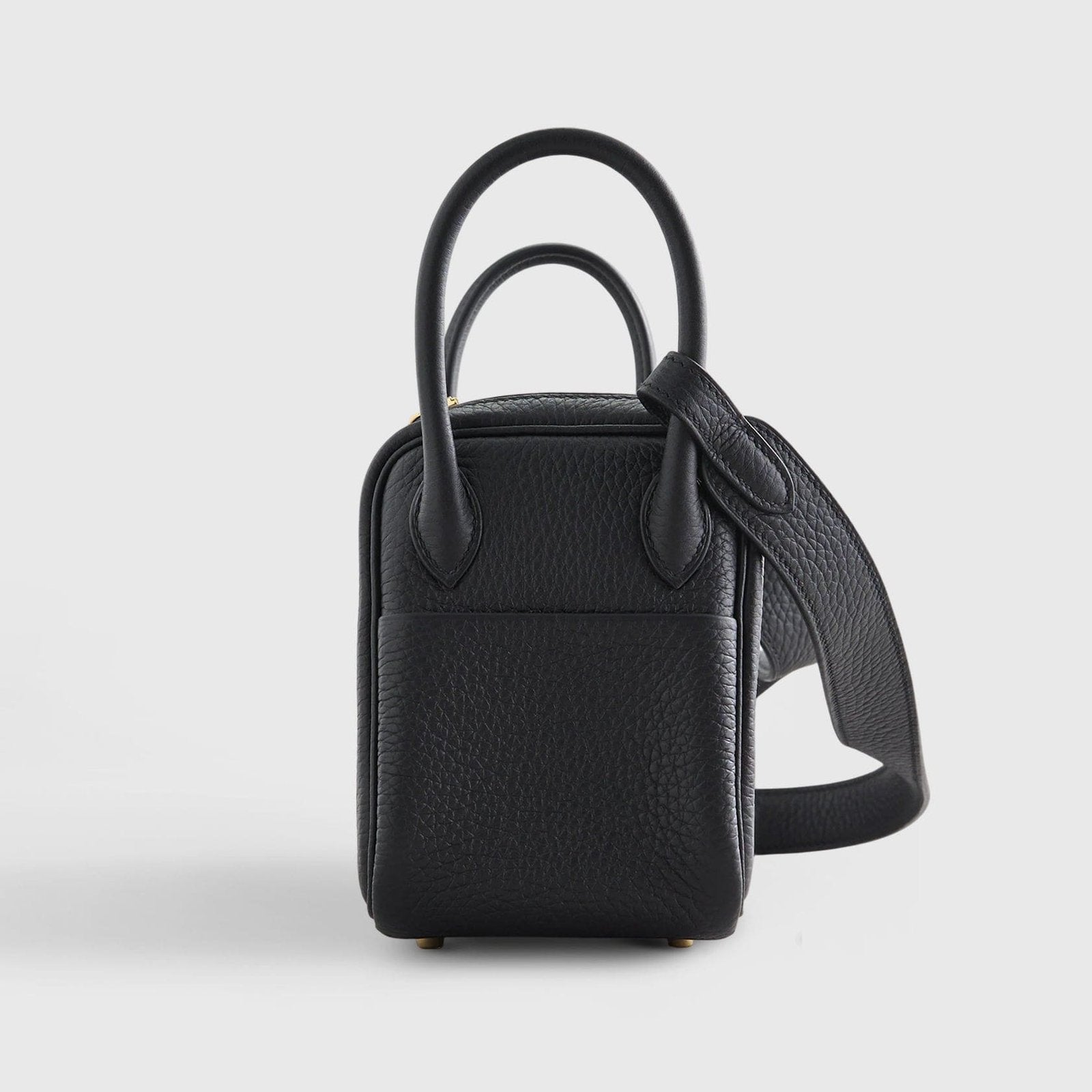 Hermès Lindy 20 Clemence Black Gold Hardware
