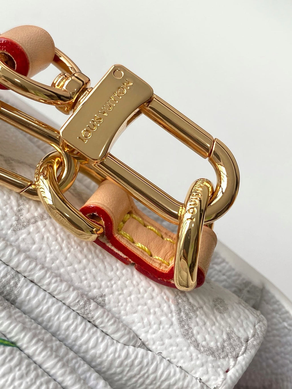 Louis Vuitton M14231 LV x TM Pochette Métis East West