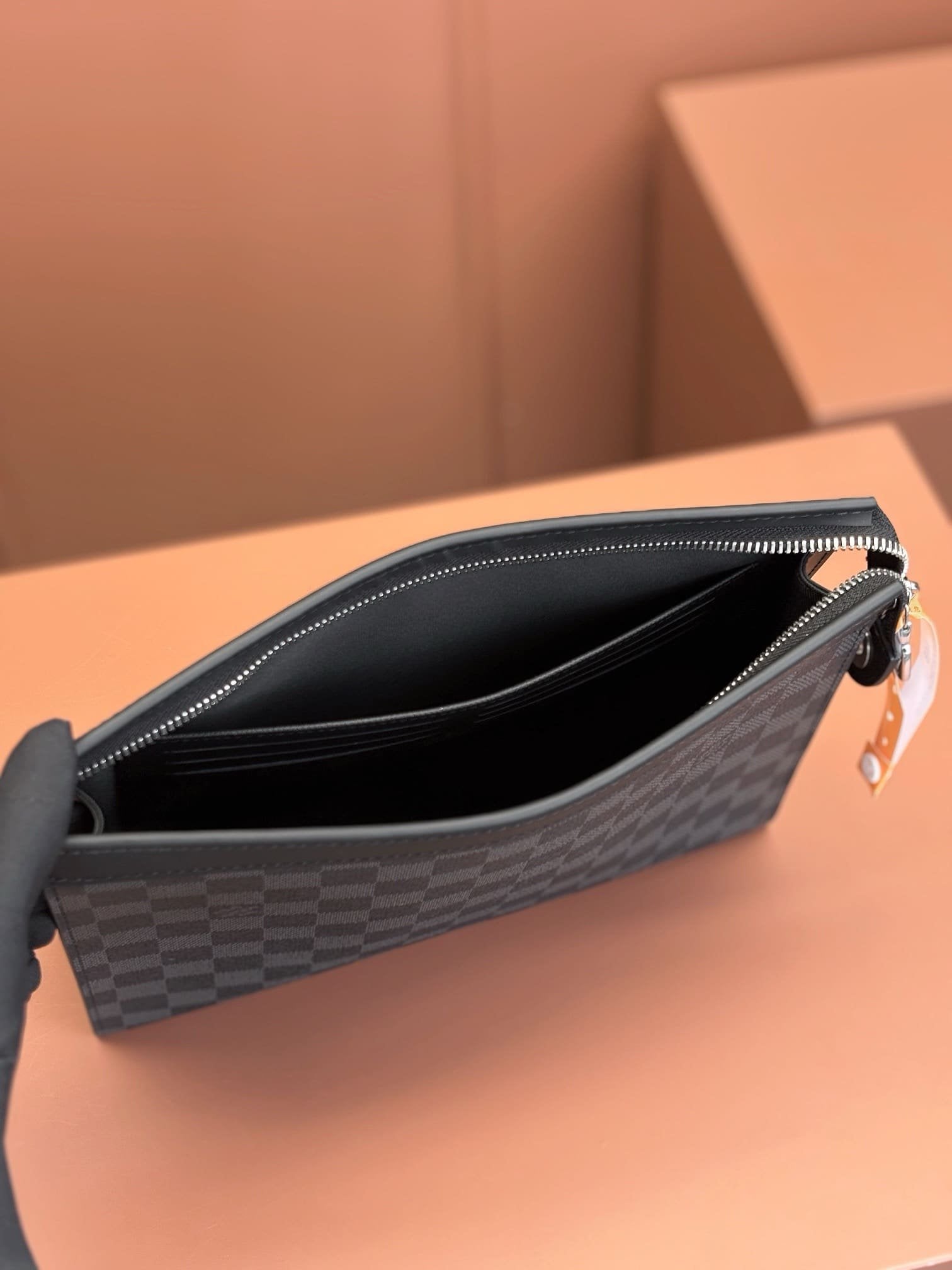Louis Vuitton N41696 Pochette Voyage MM
